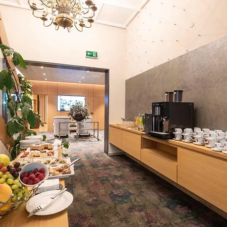 酒店 奥晨斯伯格花园酒店 4*