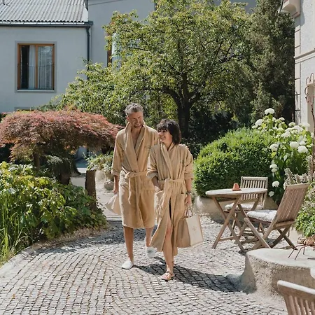Hotel Garten-hotel Ochensberger 4*