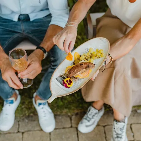 Hotel Garten-hotel Ochensberger 4*