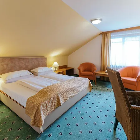Garten-hotel Ochensberger