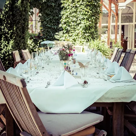 Garten-hotel Ochensberger