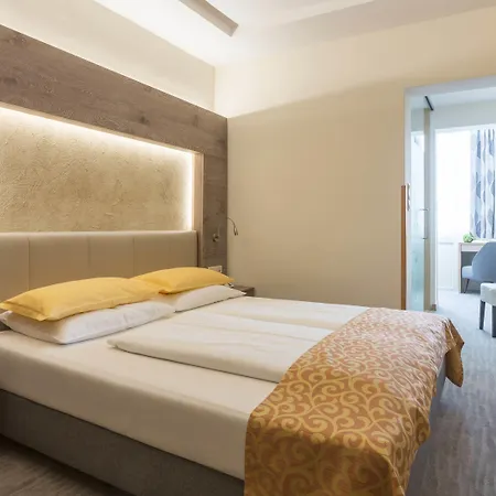 Garten-hotel Ochensberger Отель 4*