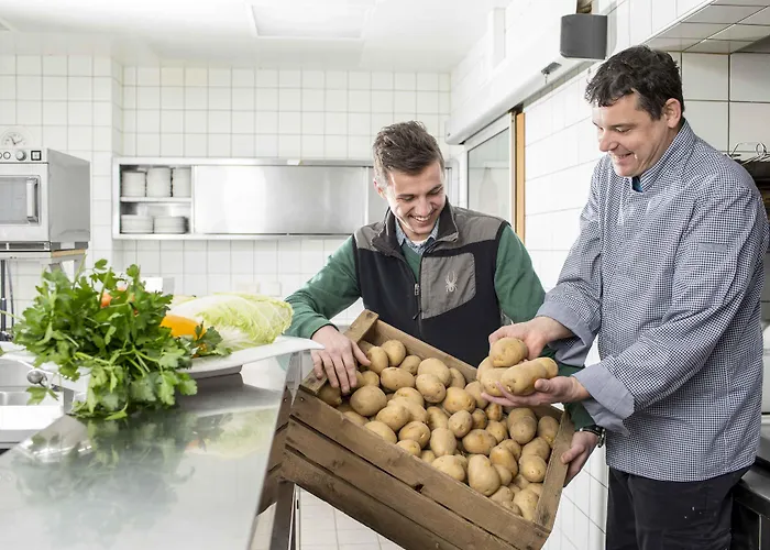 Hotel Garten-hotel Ochensberger 4*